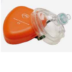 MASCHERINA PER RIANIMAZIONE POCKET MASK CON BORDO PNEUMATICO PER LA RIANIMAZIONE BOCCA A BOCCA CON VALVOLA UNIDIREZIONALE E ATTACCO PER LA CONNESSIONE DELL'OSSIGENO - Pharmaleader