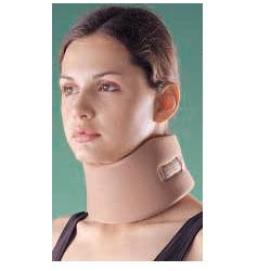 COLLARE CERVICALE OPPO A DENSITA' COMPATTA MISURA MEDIA SUPPORTA LA COLONNA CERVICALE IN POSIZIONE NEUTRALE O ANATOMICA E PROVVEDE AD IMMOBILIZZARLA CHIUSURA IN VELCRO - Pharmaleader