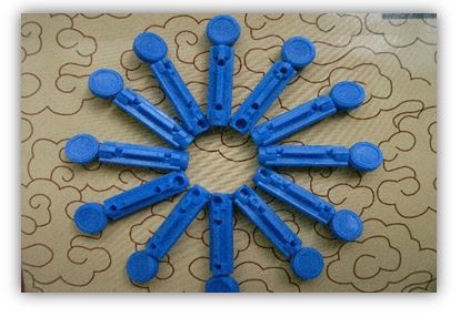 LANCETTE PUNGIDITO WELLION LANCET GAUGE 28 25 PEZZI - Pharmaleader