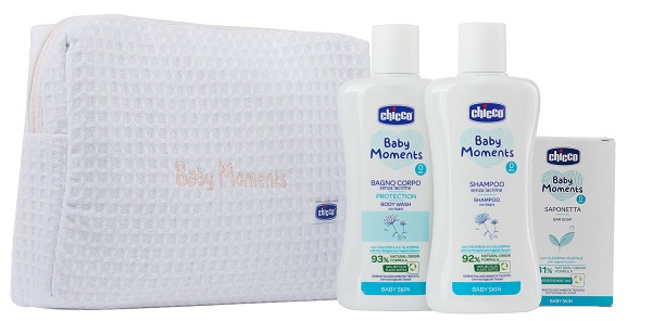 CHICCO BABY MOMENTS BEAUTY BAG W ZIP ROSA BAGNOSCHIUMA PELLI DELICATE 200 ML + SHAMPOO PELLI DELICATE 200 ML + SAPONE SOLIDO PELLI DELICATE 100 G - Pharmaleader